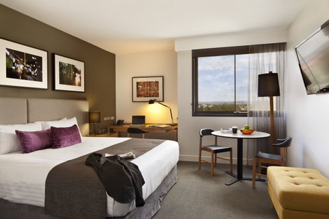 East Hotel + Apartments - St Kilda Accommodation 4