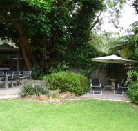 Edge of the Forest Motel and Cottage - St Kilda Accommodation