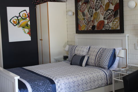 Esk Wivenhoe Motor Inn - St Kilda Accommodation 2
