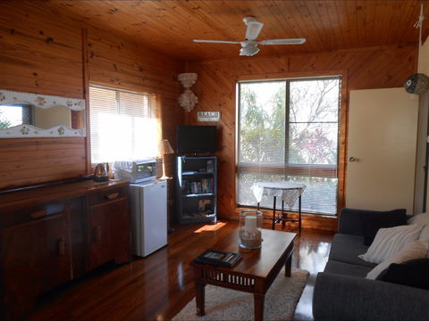 Frangi Breezes Bed And Breakfast - St Kilda Accommodation 1