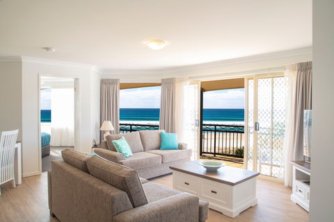 Golden Riviera Beach Resort - St Kilda Accommodation 2