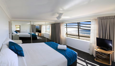Golden Riviera Beach Resort - St Kilda Accommodation 9