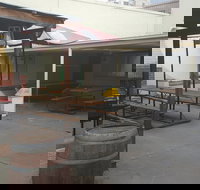 Great Eastern Hotel Motel Young - St Kilda Accommodation