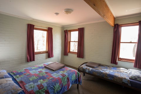 Hawkesbury Heights YHA - St Kilda Accommodation 8