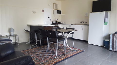 Meeniyan Motel And Bike Hire - St Kilda Accommodation 3