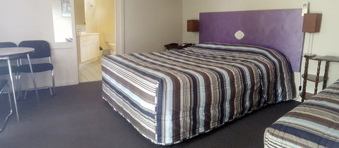 Meeniyan Motel And Bike Hire - St Kilda Accommodation 4