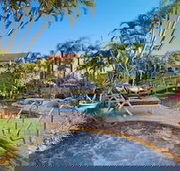 Noosa International Resort - St Kilda Accommodation