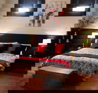 Olivia's Suite - St Kilda Accommodation