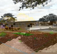 Play On Moontana - St Kilda Accommodation