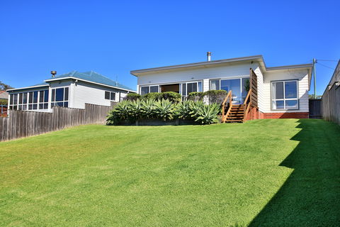 Seakissed Beachhouse - St Kilda Accommodation 1