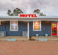 The Platypus Accommodation and Cafe - St Kilda Accommodation