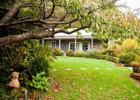 The Studio & The Barn - St Kilda Accommodation 0