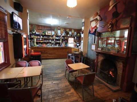 Victoria Hotel: Moonan Flat - St Kilda Accommodation 0