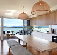 Absolute Waterfront Gerroa - St Kilda Accommodation