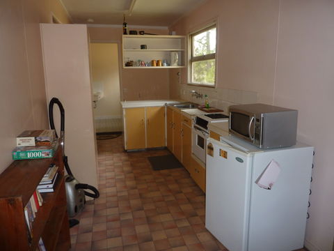 Acacia Cottages - St Kilda Accommodation 1