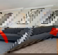 Avalanche 6 - St Kilda Accommodation