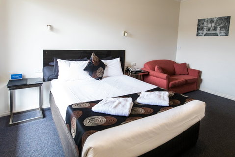 Best Western Mill Park - St Kilda Accommodation 2