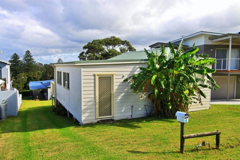 Cosy Cottage By The Sea - St Kilda Accommodation 0