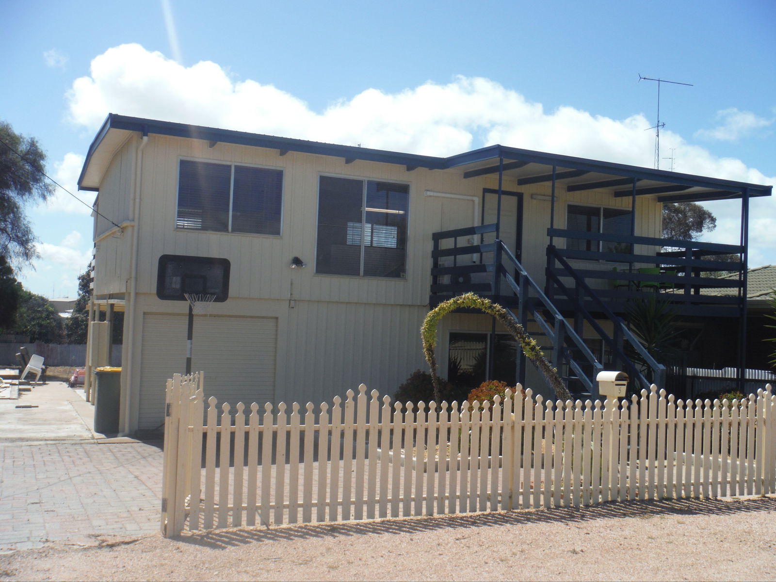 Moonta Bay SA St Kilda Accommodation