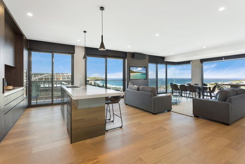 Cosmopolitan At SoHo - St Kilda Accommodation 1