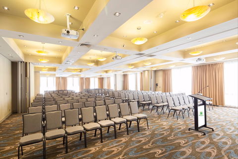 Holiday Inn Parramatta - St Kilda Accommodation 1