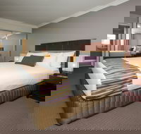 Hotel Gloria - St Kilda Accommodation