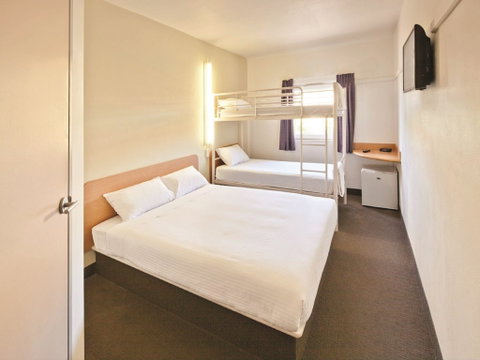 Ibis Budget Dubbo - St Kilda Accommodation 2