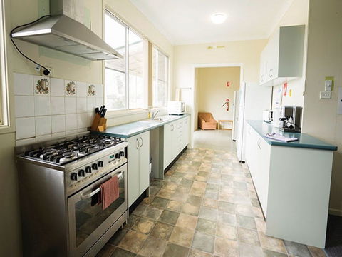 Lavender Vale Homestead - St Kilda Accommodation 2