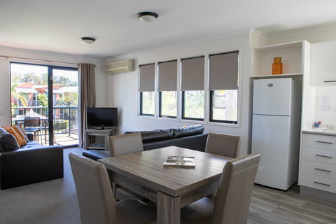 Noosa Lakes Resort - St Kilda Accommodation 2