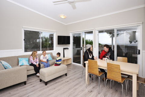 NRMA Portland Bay Holiday Park - St Kilda Accommodation 2