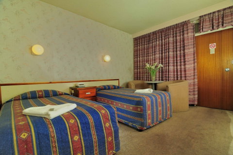 Olympia Motel - St Kilda Accommodation 0