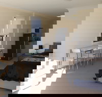 Poley Cow Studio - St Kilda Accommodation