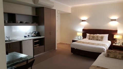 Quality Suites Fremantle - St Kilda Accommodation 2