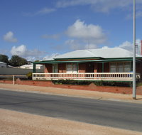 Sea Crest - St Kilda Accommodation