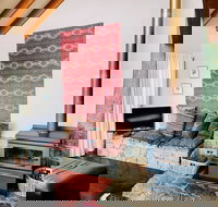 Snowgums on the Lake - St Kilda Accommodation