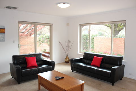 Adelaide Serviced Accommodation - Childers House - St Kilda Accommodation 0