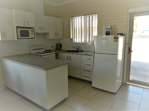 API Pelican Beach Front Apartments Kalbarri - St Kilda Accommodation 1