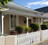 Arendon Cottage - St Kilda Accommodation