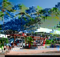 Base Airlie Beach Resort - St Kilda Accommodation