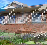 Brae View Villas One and Two - St Kilda Accommodation