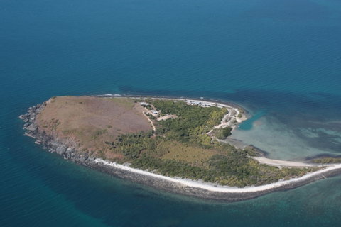 Camp Island Lodge - St Kilda Accommodation 0