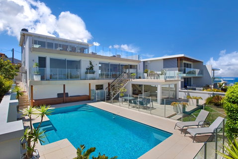 Elanora - St Kilda Accommodation 1