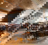 Feathertop Alpine Lodge - St Kilda Accommodation