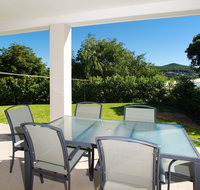 Fingal Bay Beach House - St Kilda Accommodation