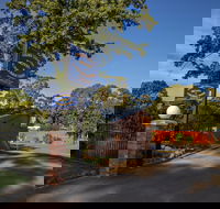 Golden Country Motel and Caravan Park - St Kilda Accommodation