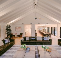 Greystone Estate - St Kilda Accommodation