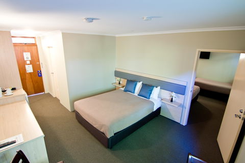 Lakeview Hotel Motel - St Kilda Accommodation 2
