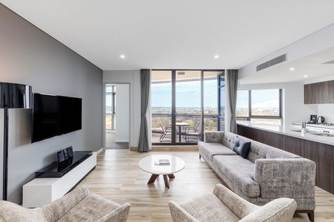 Meriton Suites Church Street, Parramatta - St Kilda Accommodation 2