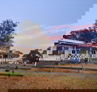 NRMA Lake Somerset Holiday Park - St Kilda Accommodation