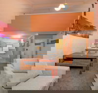 Parkwood 6 - St Kilda Accommodation